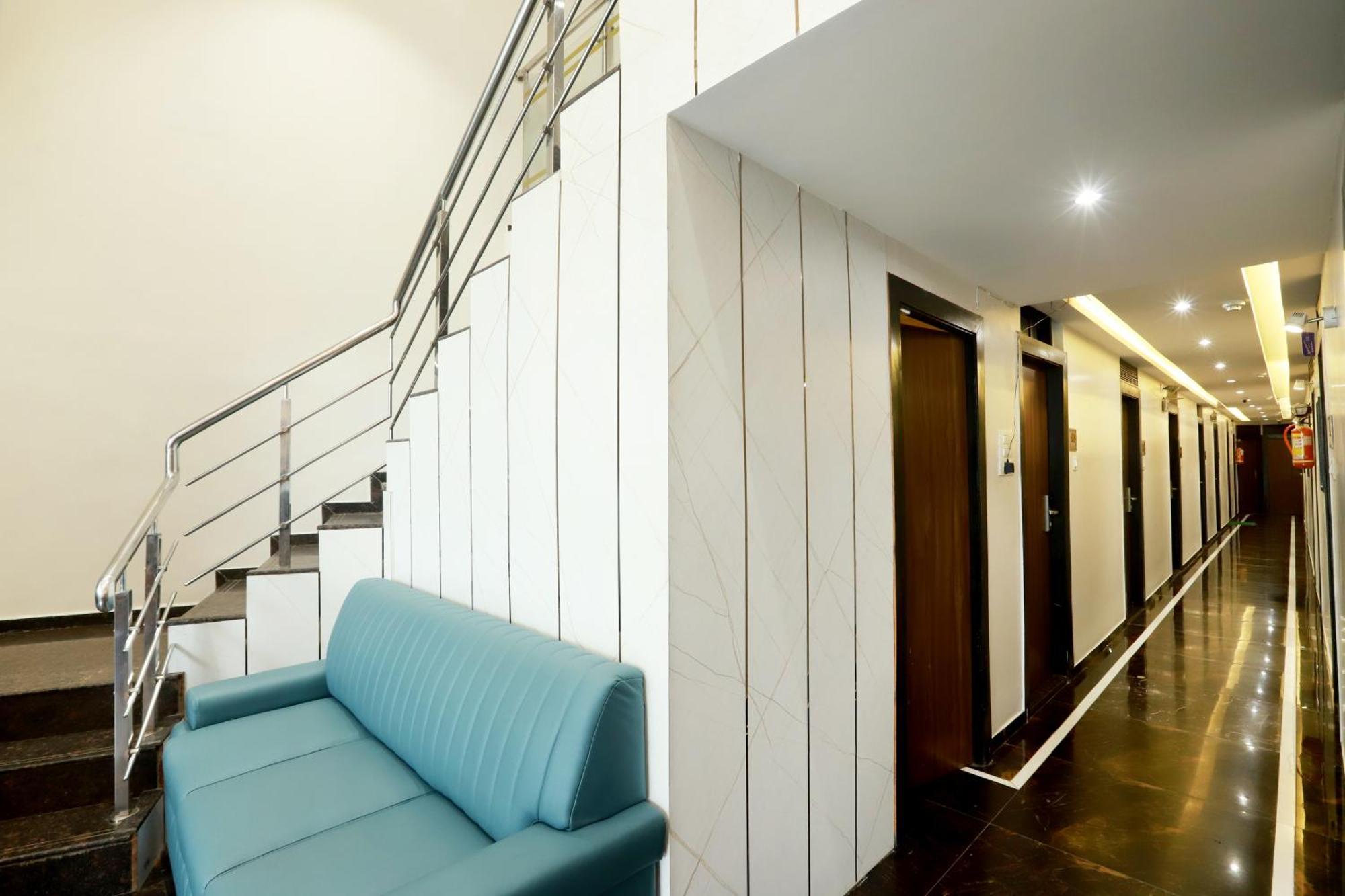Hotel Atlas Plaza Mumbai (Bombay)