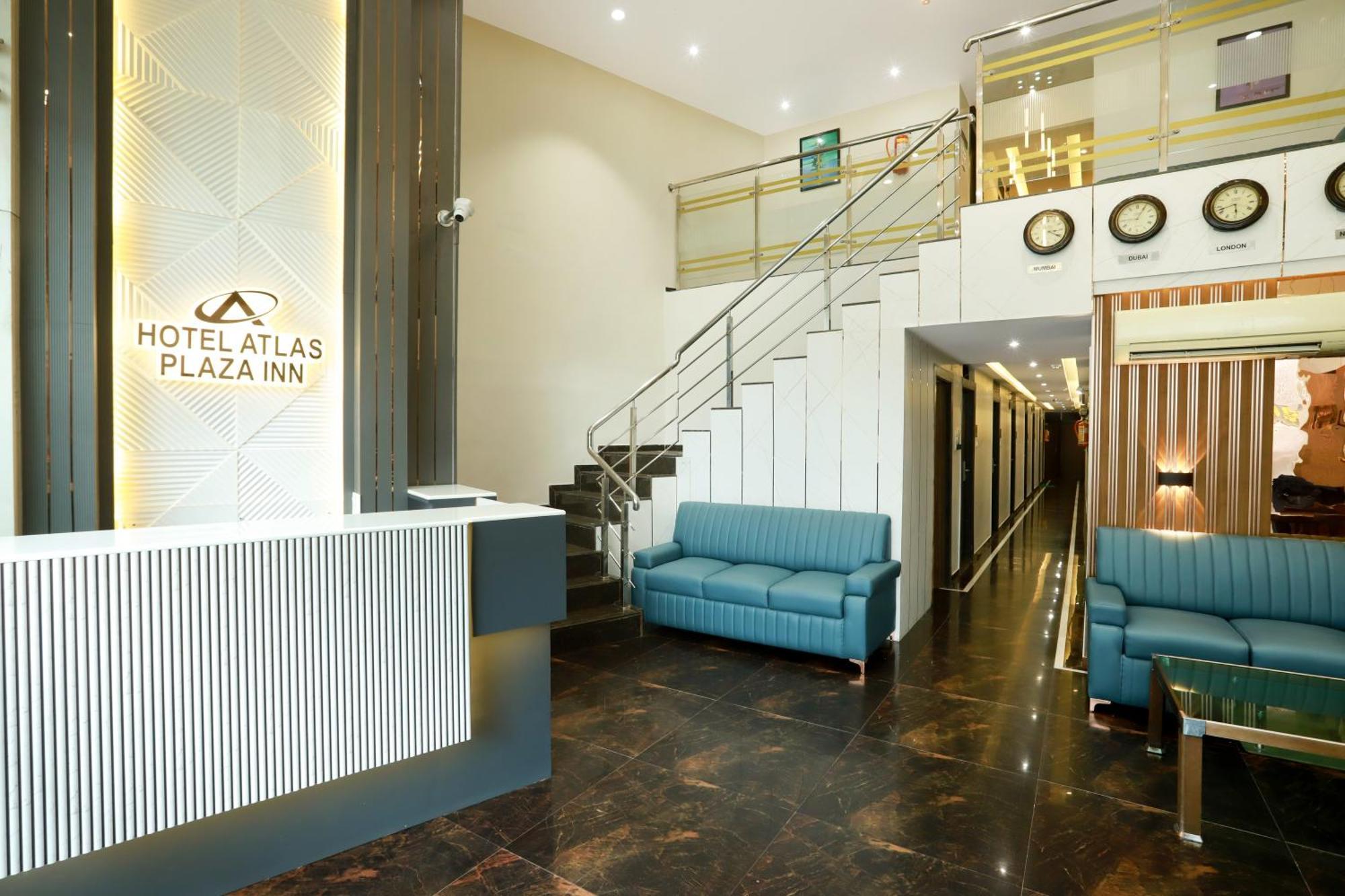 Atlas Plaza 3*